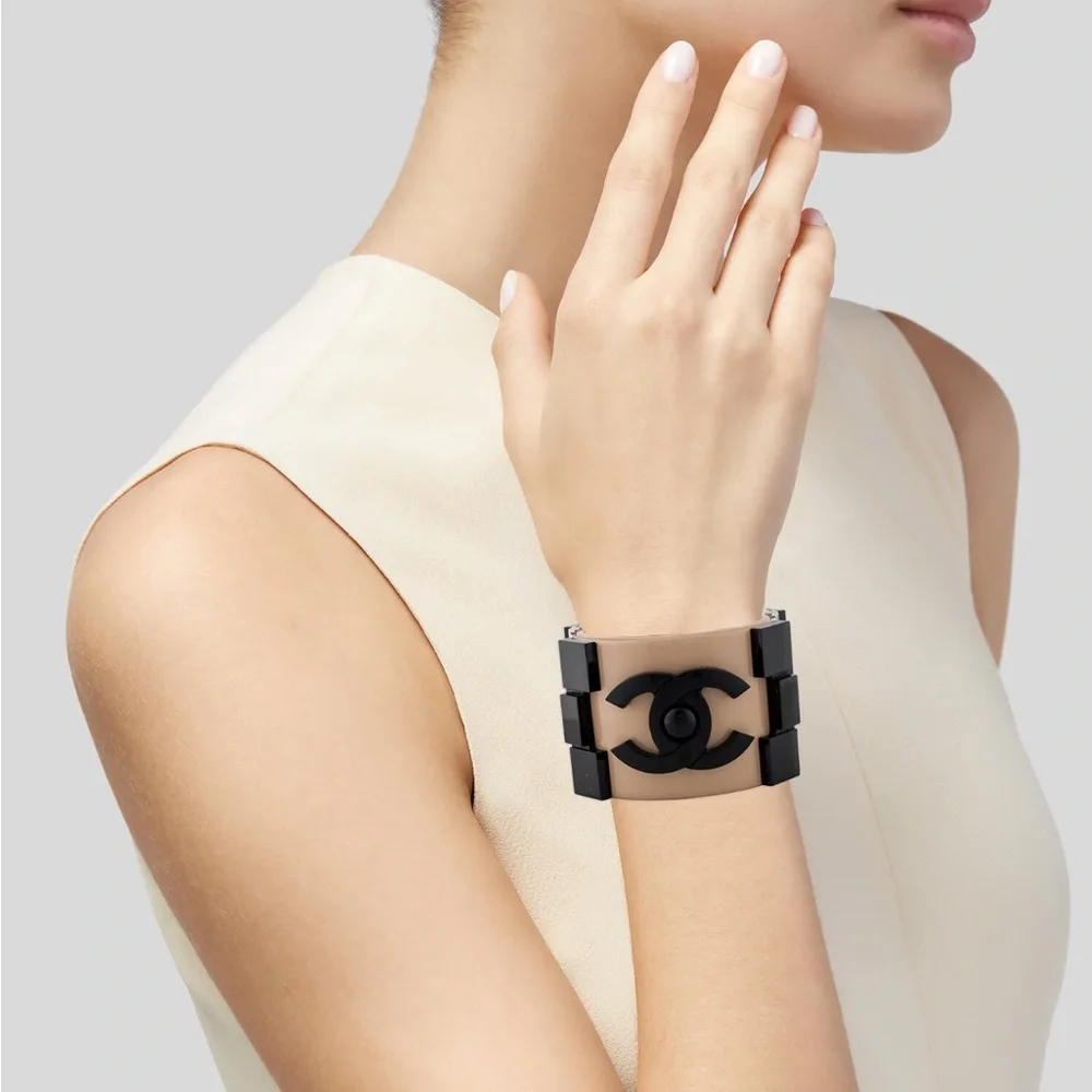 Chanel Boy Brick Cuff Tags and Full Set Karl Lagerfeld - Picture 2 of 11